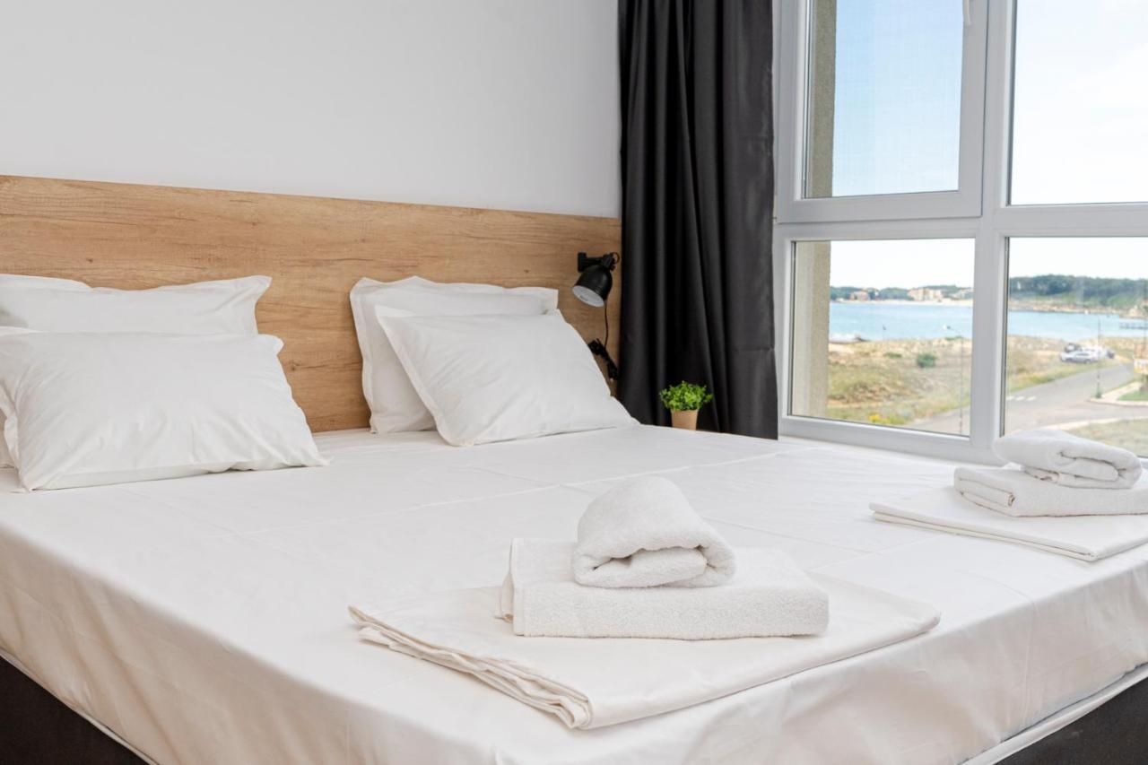 Aparthotel Primorsko Exteriér fotografie