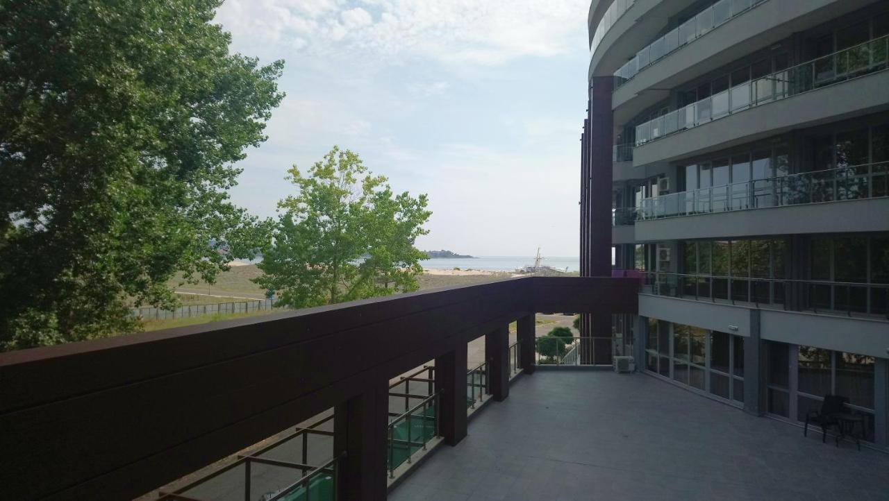Aparthotel Primorsko Exteriér fotografie