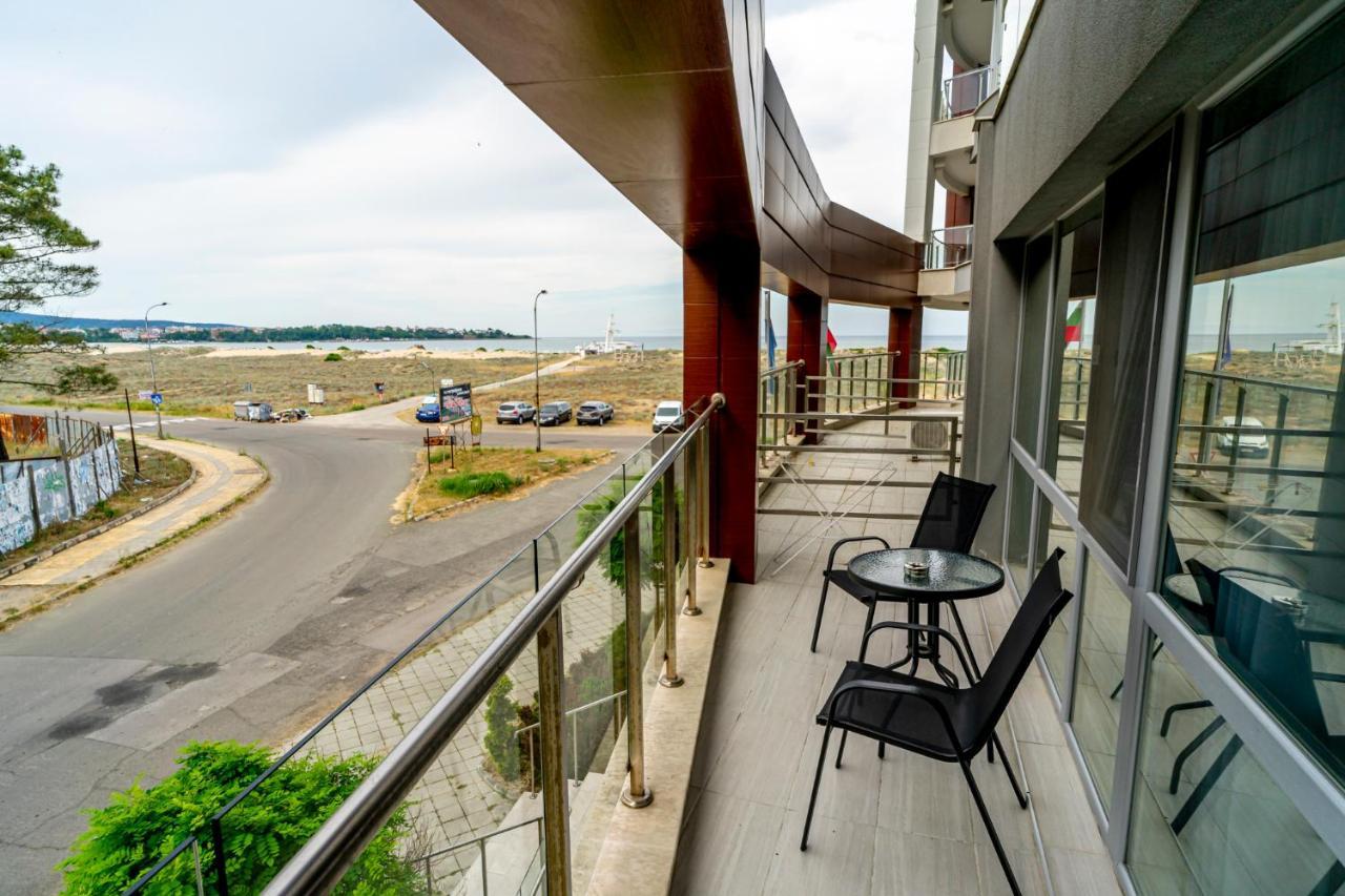 Aparthotel Primorsko Exteriér fotografie