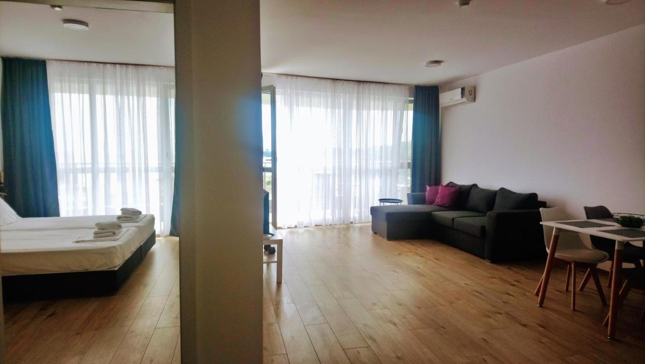 Aparthotel Primorsko Exteriér fotografie