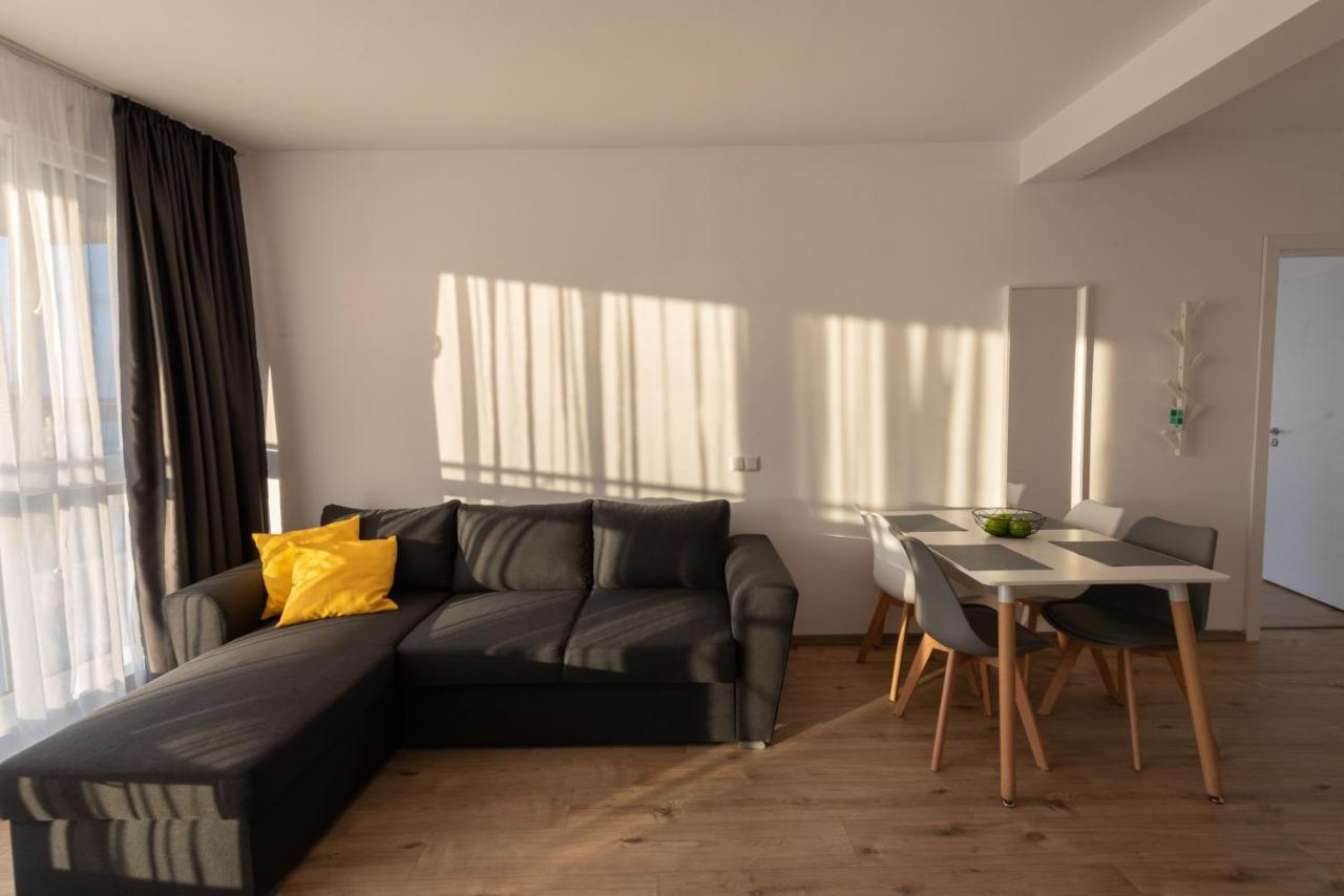 Aparthotel Primorsko Exteriér fotografie