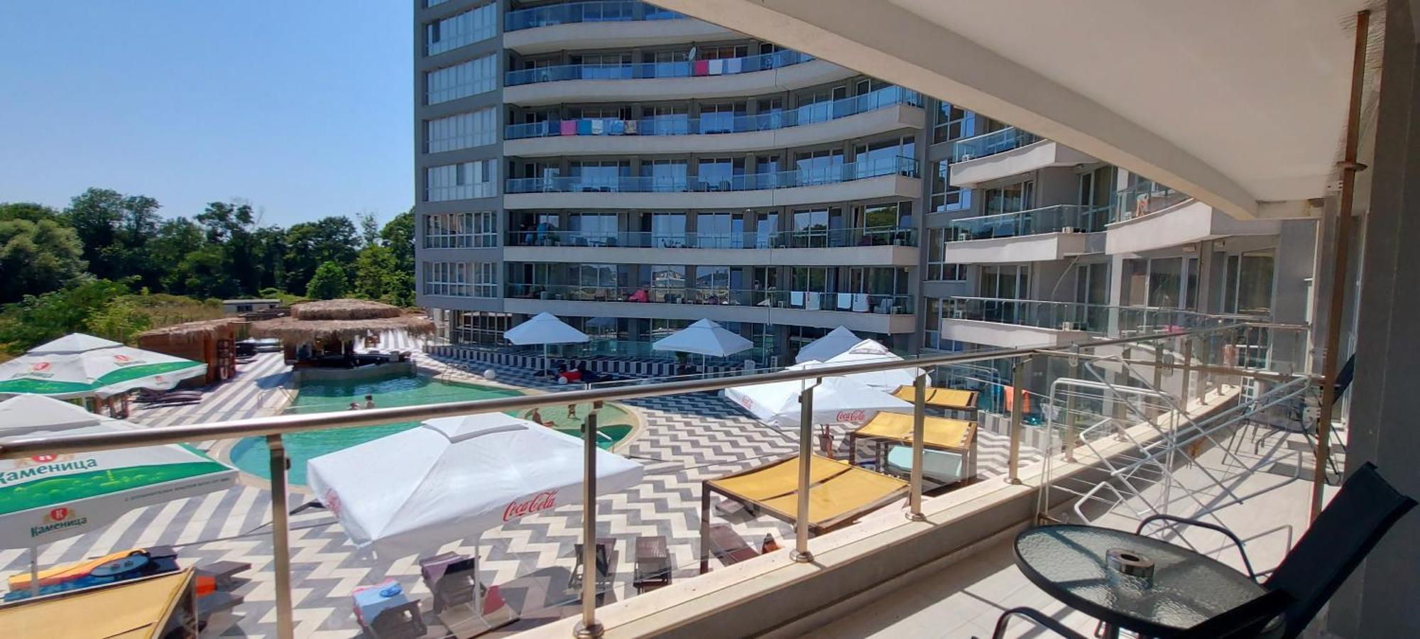 Aparthotel Primorsko Exteriér fotografie